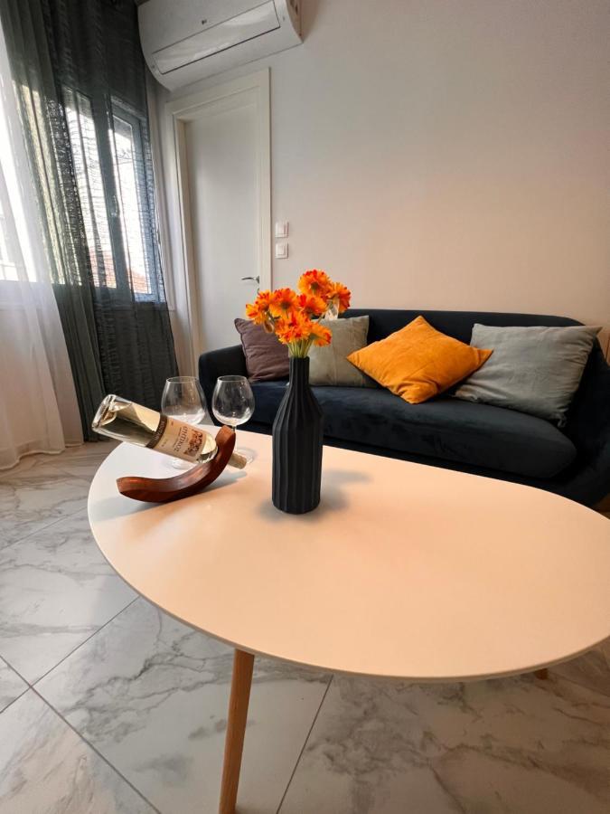 Casa De Tres Hermanos In The Heart Of Apartment Athens
