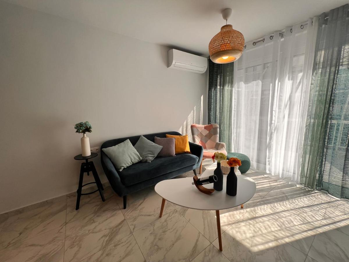 Apartment Casa De Tres Hermanos In The Heart Of *